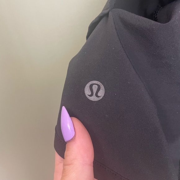 Lulu lemon, half mesh flattering design legging - Picture 3 of 5